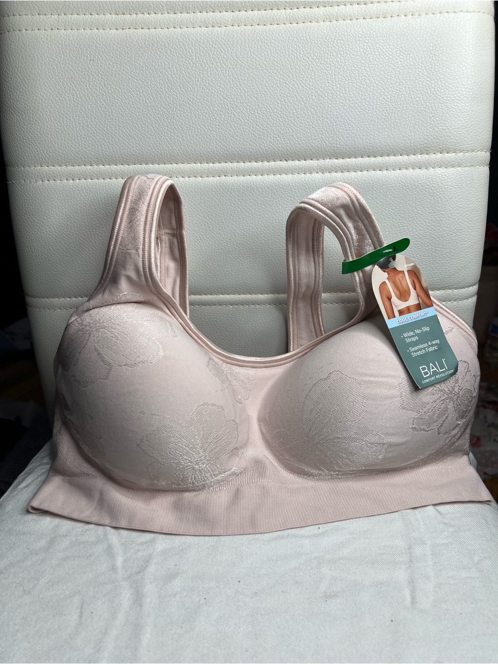 Bali Smooth Floral Wireless Bra — Blush Pink